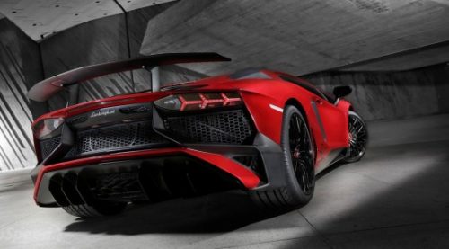 Lamborghini-Aventador-Superveloce-2015-2